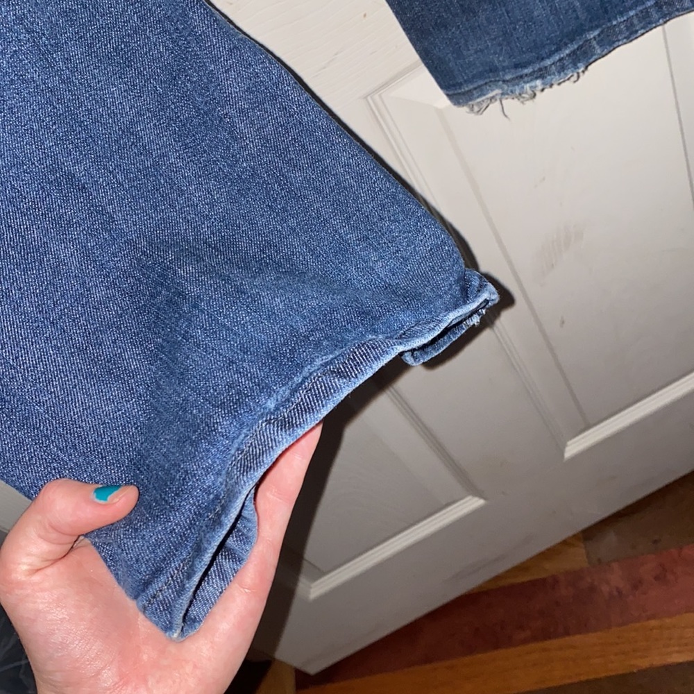 American Eagle low rise boot cut jeans🔴 - Picture 7 of 8